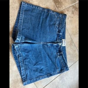 FINAL PRICE Levi’s Jean Shorts